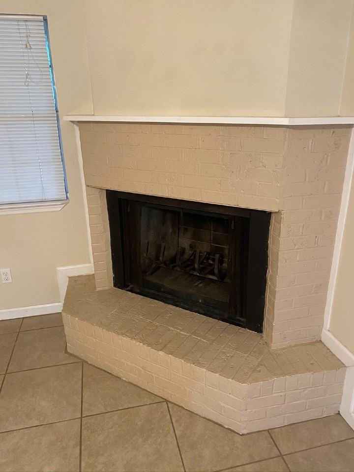 2440 Ramblewood Ct - Photo 4 of 12