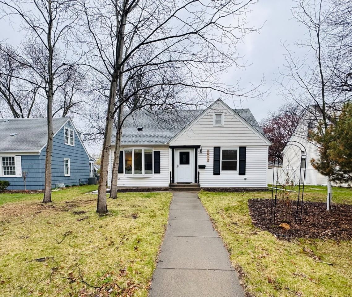 6012 Logan Ave S - Photo 2 of 29