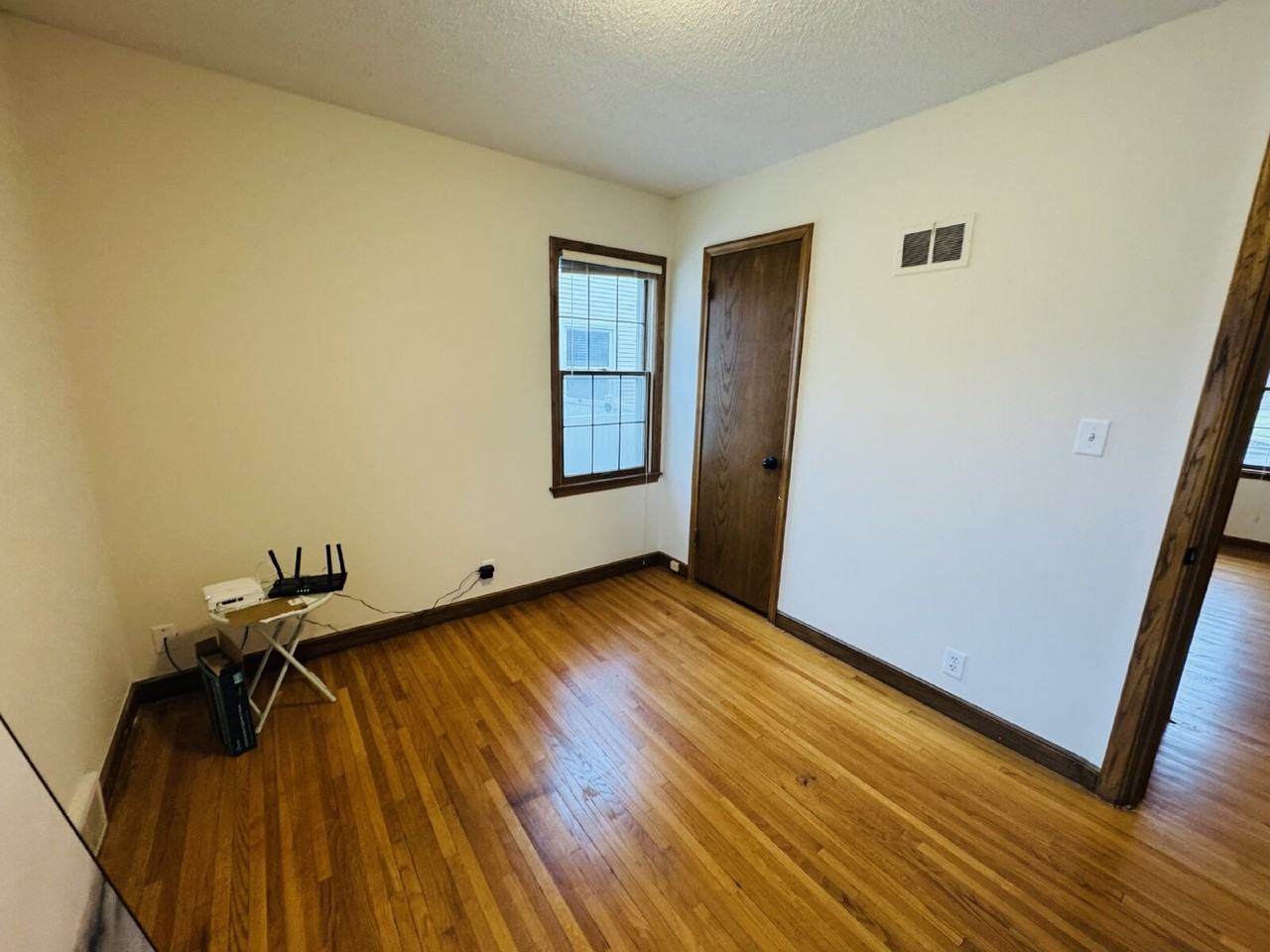 6012 Logan Ave S - Photo 6 of 29