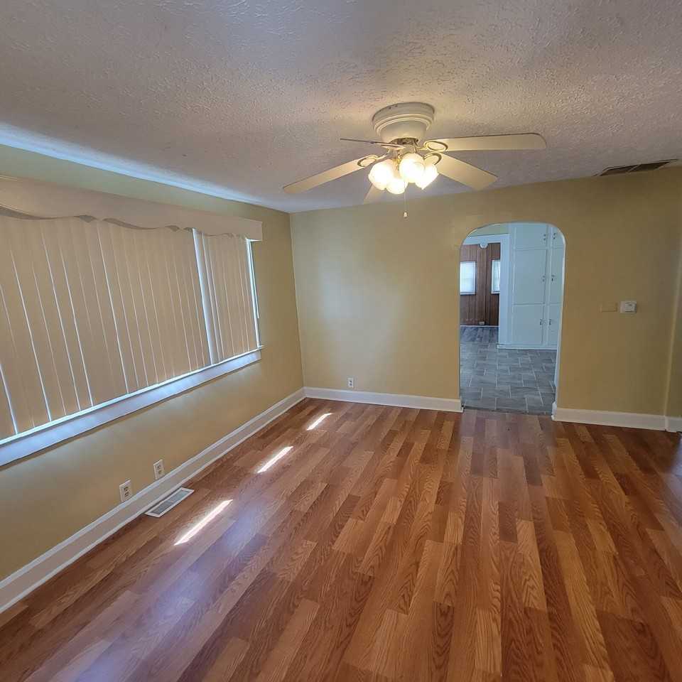 4618 Mcguire Ct - Photo 2 of 6