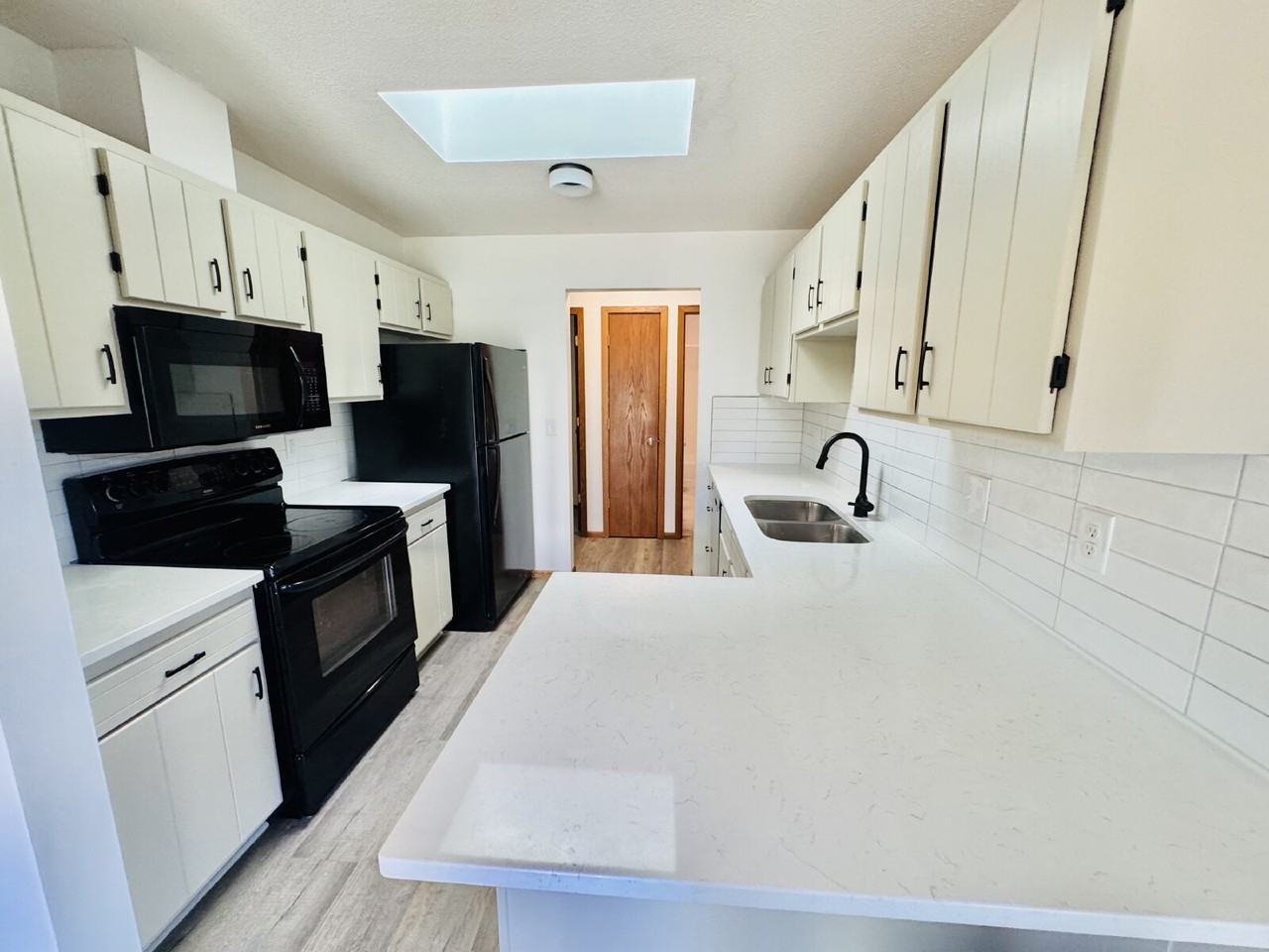 14600 Hampshire Pl - Photo 6 of 30