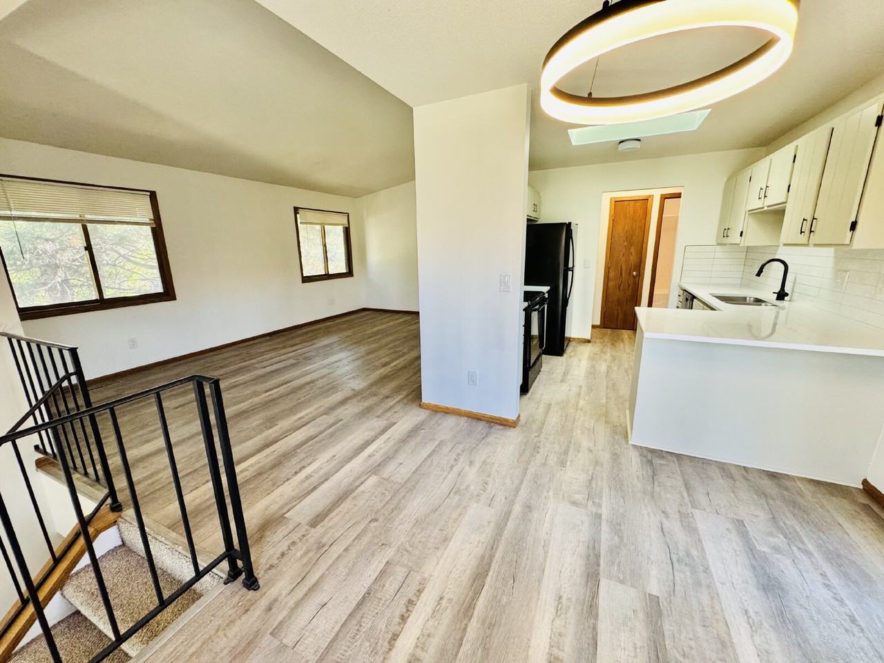 14600 Hampshire Pl - Photo 7 of 30