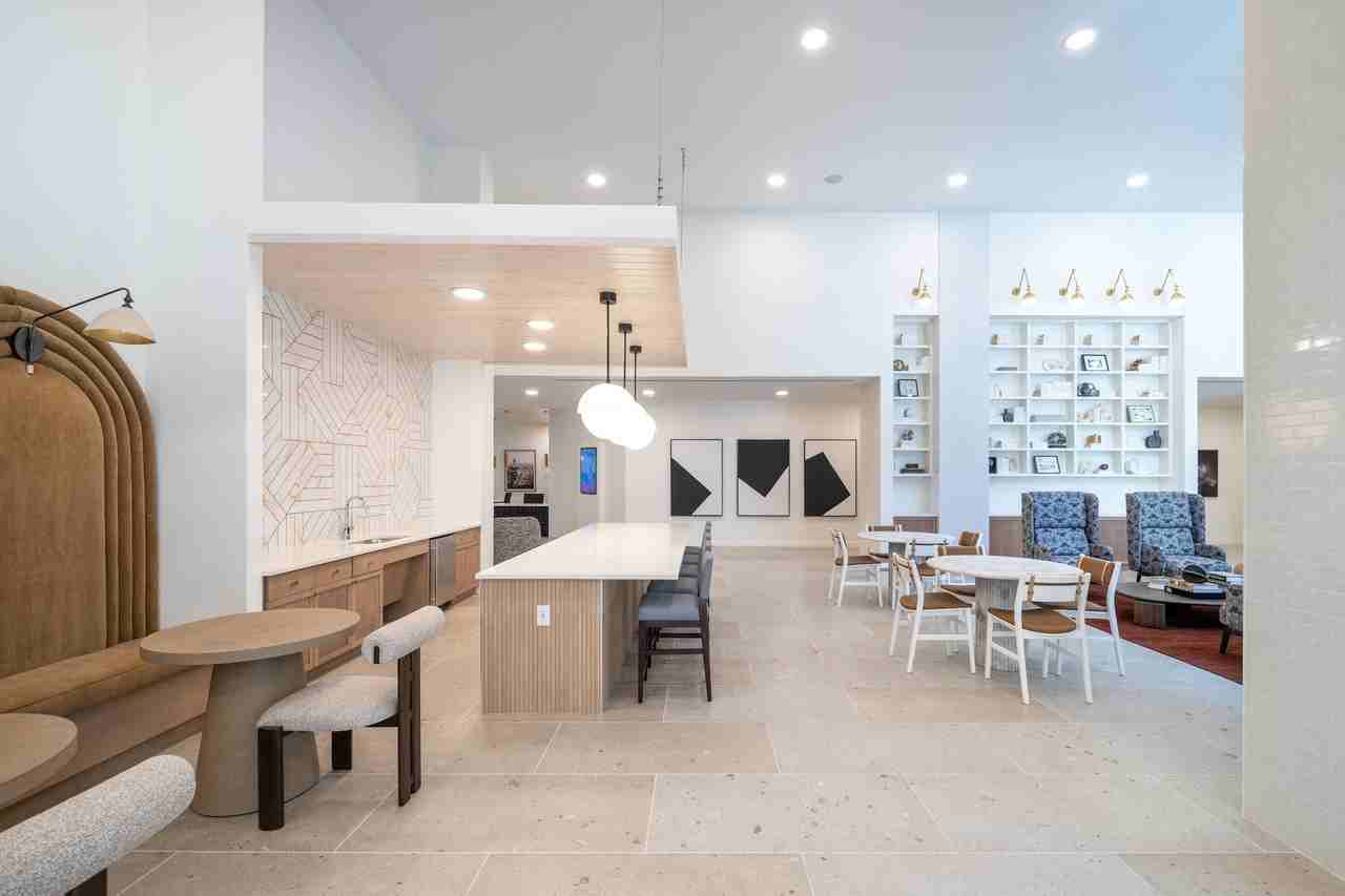 The Sully - Photo 5 of 50