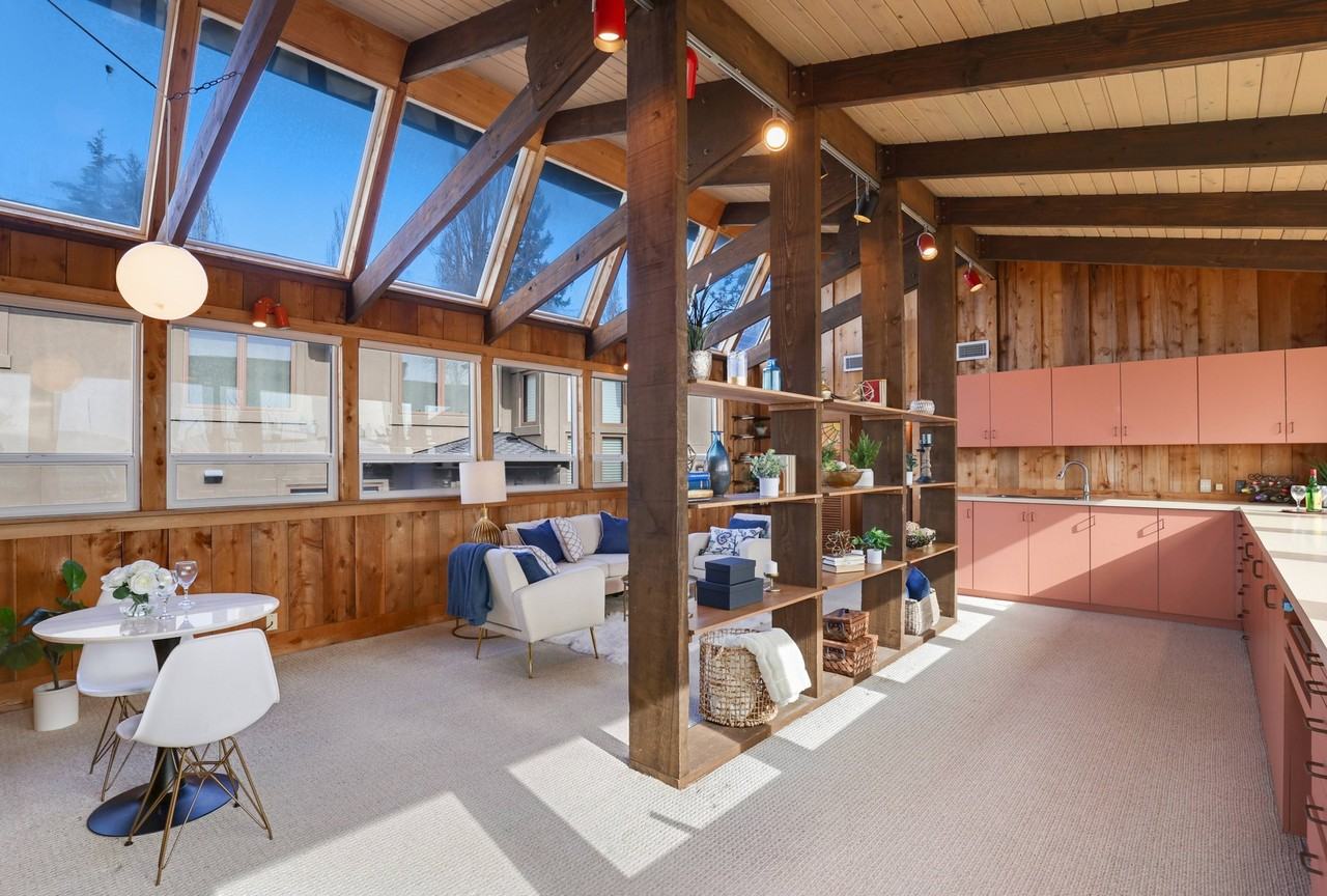 304 S 219th St #NA - Photo 3 of 7