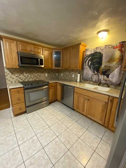 949 Copperkettle Rd #NA - Photo 7 of 35