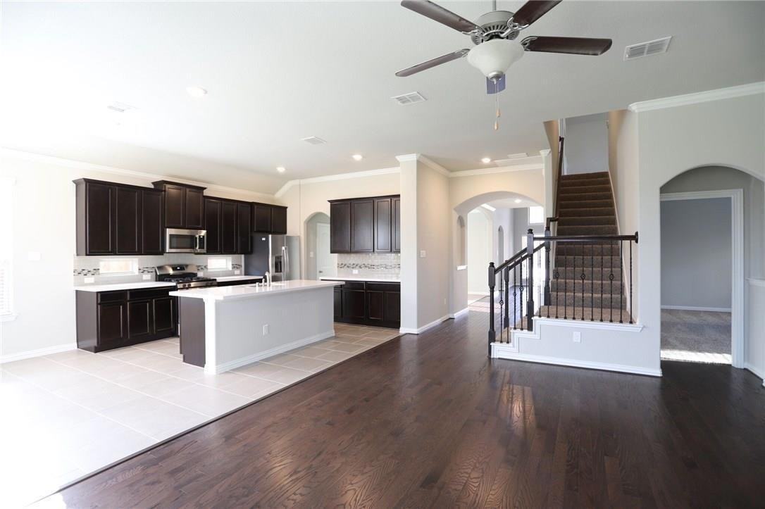 15928 Holly Crk #NA - Photo 2 of 24