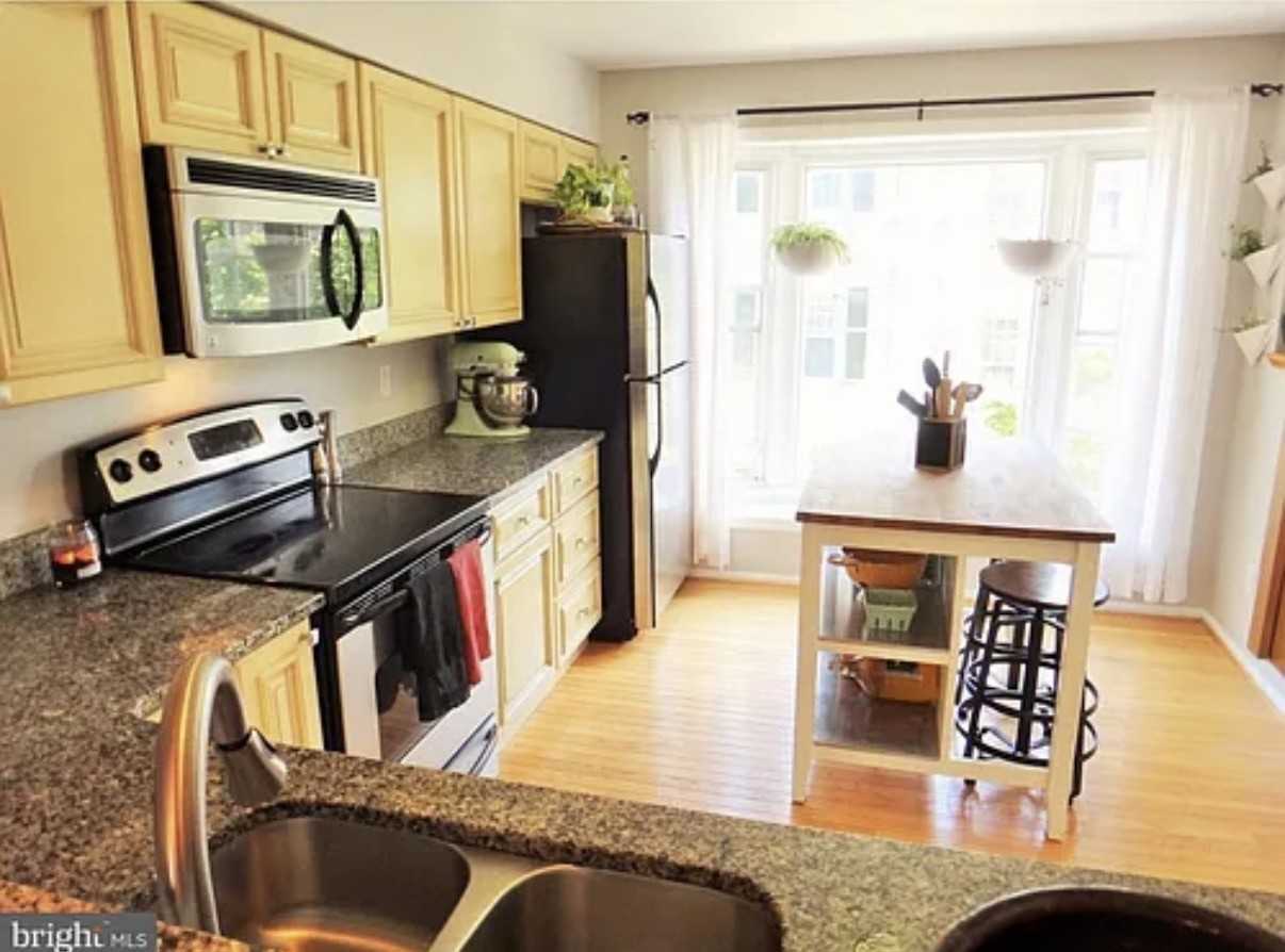 49 Fendall Ave - Photo 6 of 10