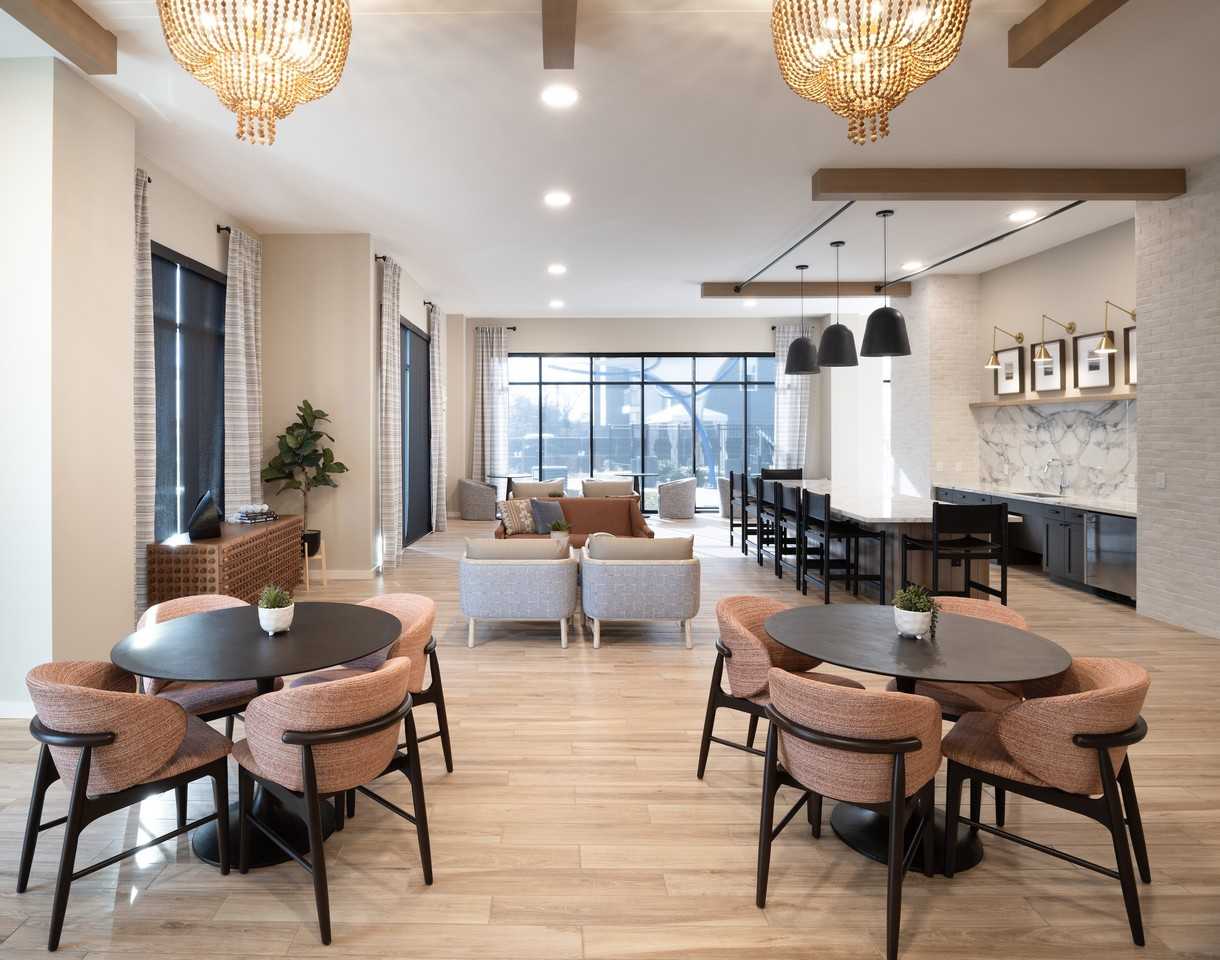 The William - Photo 4 of 22