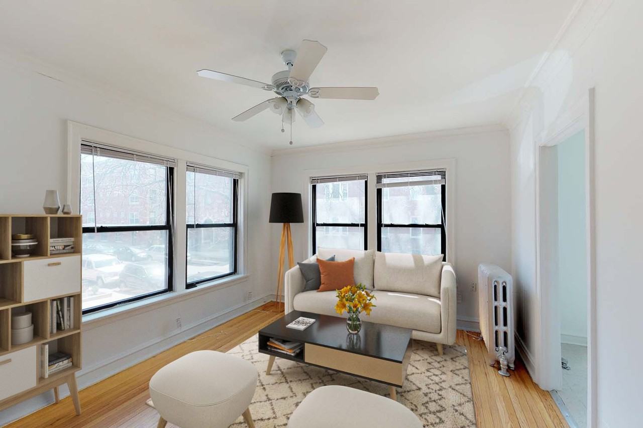 1440 E. 52nd Street - Photo 3 of 10