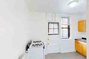 featured image of 5202 S Cornell Ave