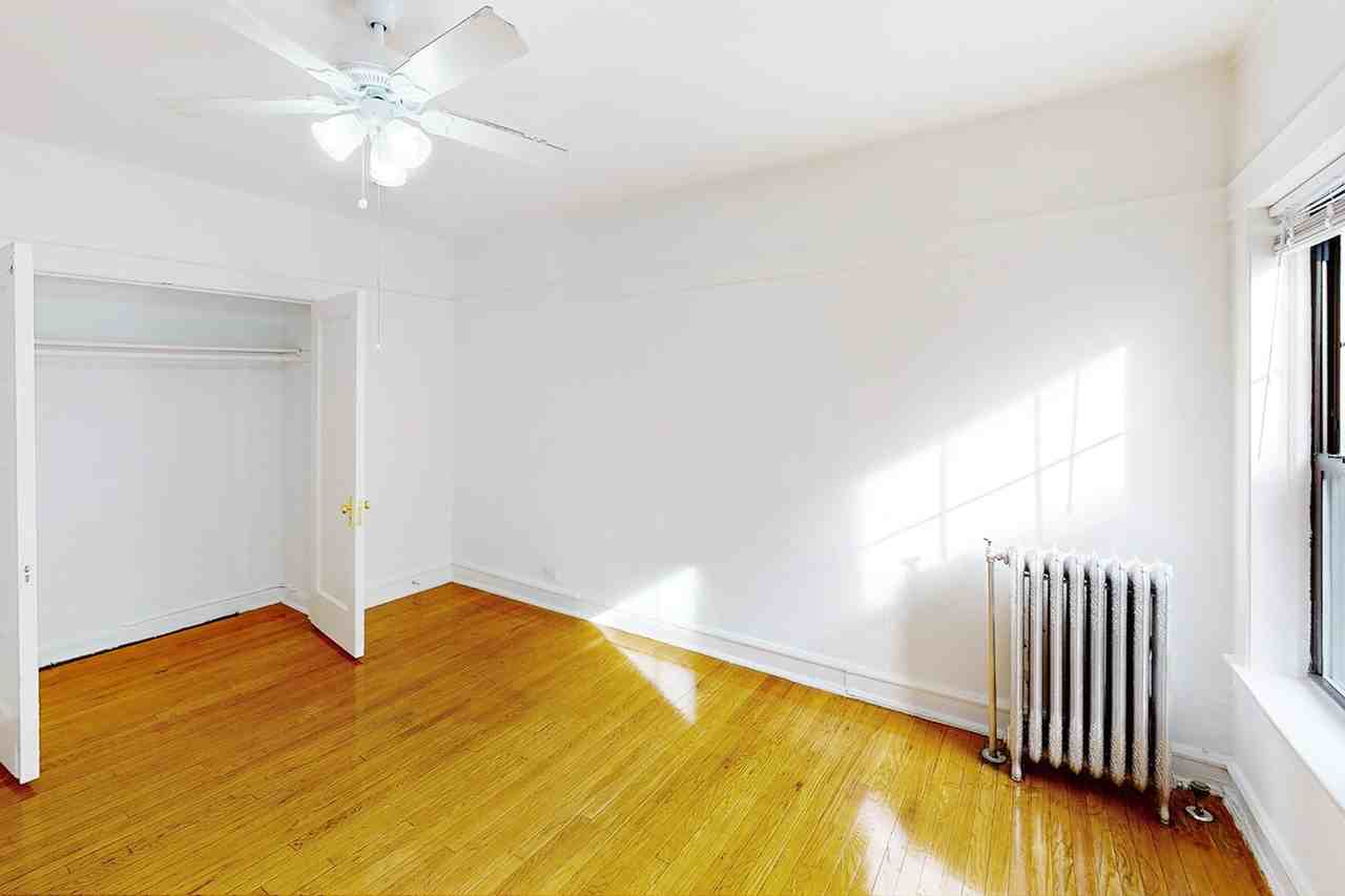 5202-5210 S. Cornell Avenue - Photo 7 of 7