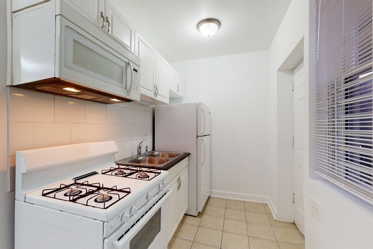 5222-38 S. Drexel Avenue - Photo 6 of 26