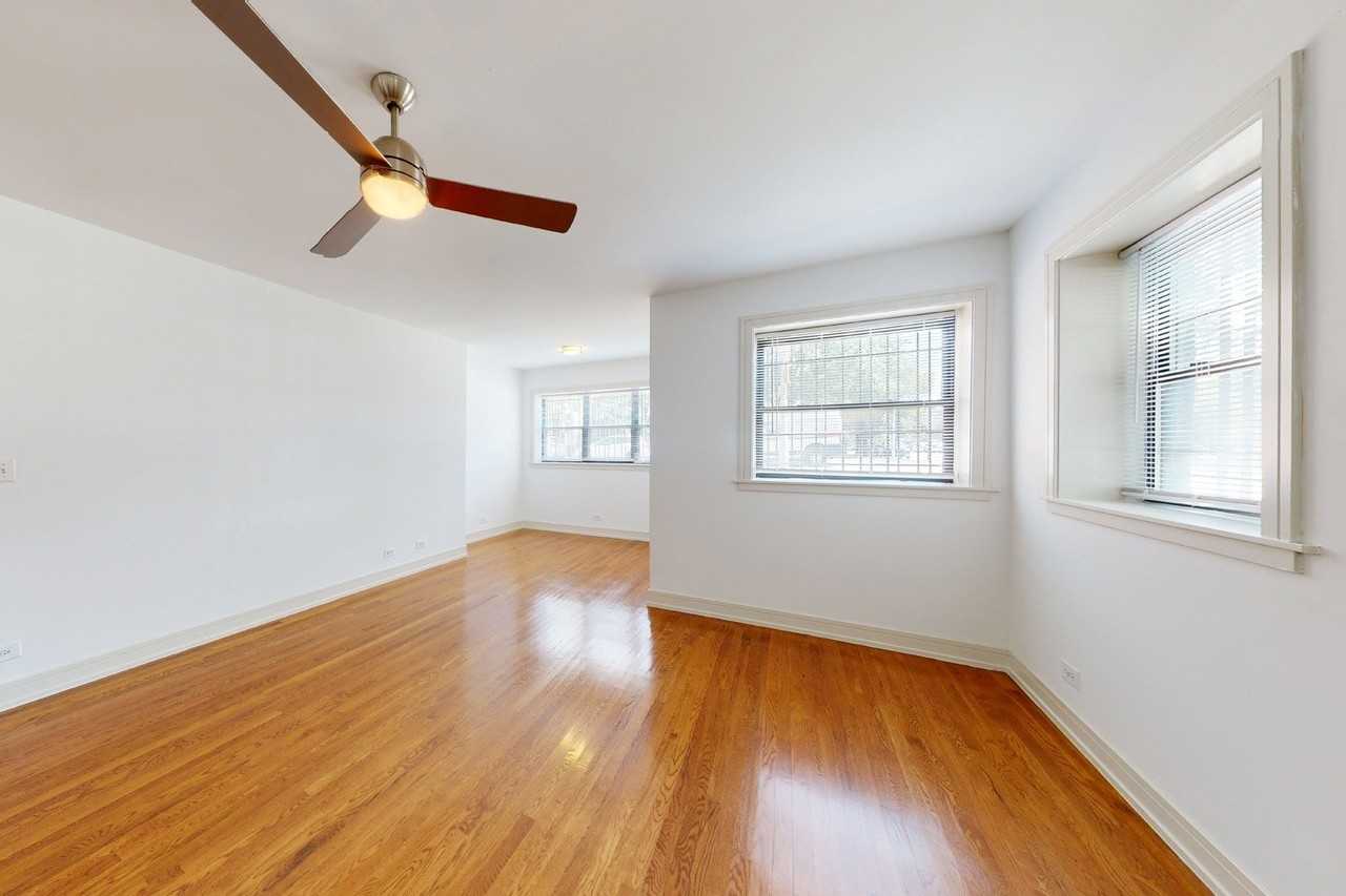 5234-5244 S. Ingleside Avenue - Photo 4 of 9