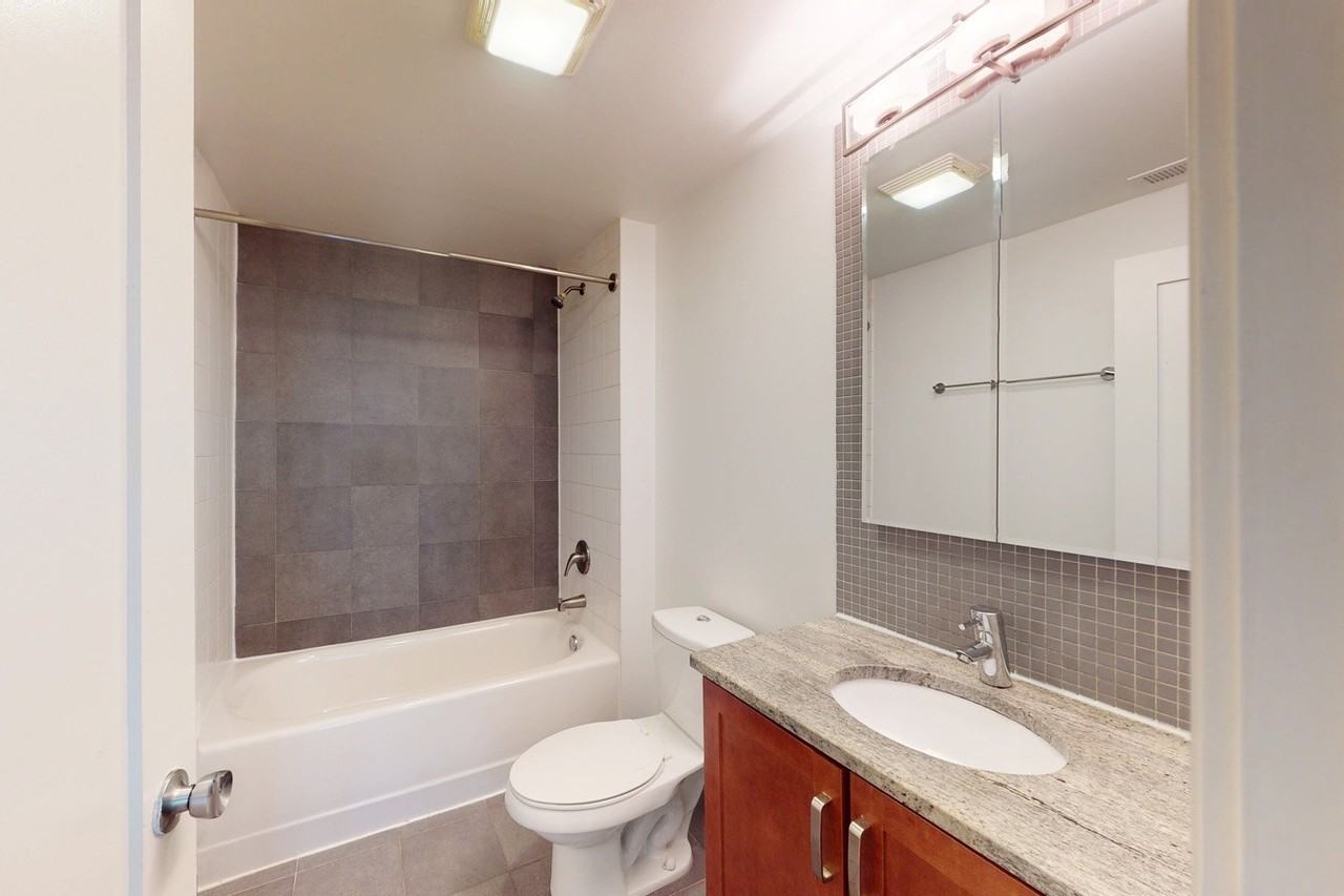 5234-5244 S. Ingleside Avenue - Photo 7 of 9
