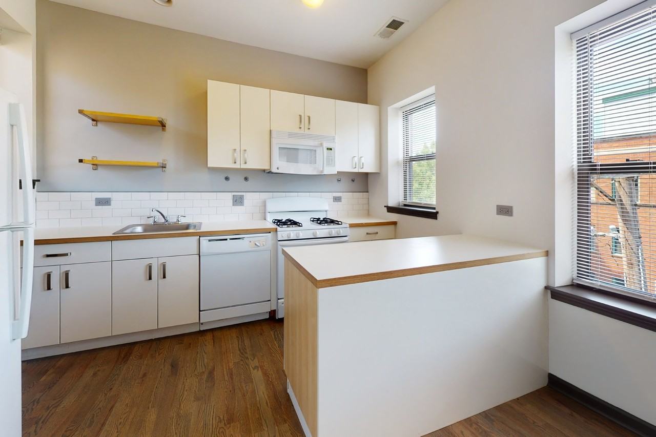 5300 S. Drexel Avenue - Photo 2 of 50