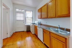 featured image of 5300 S Greenwood Ave