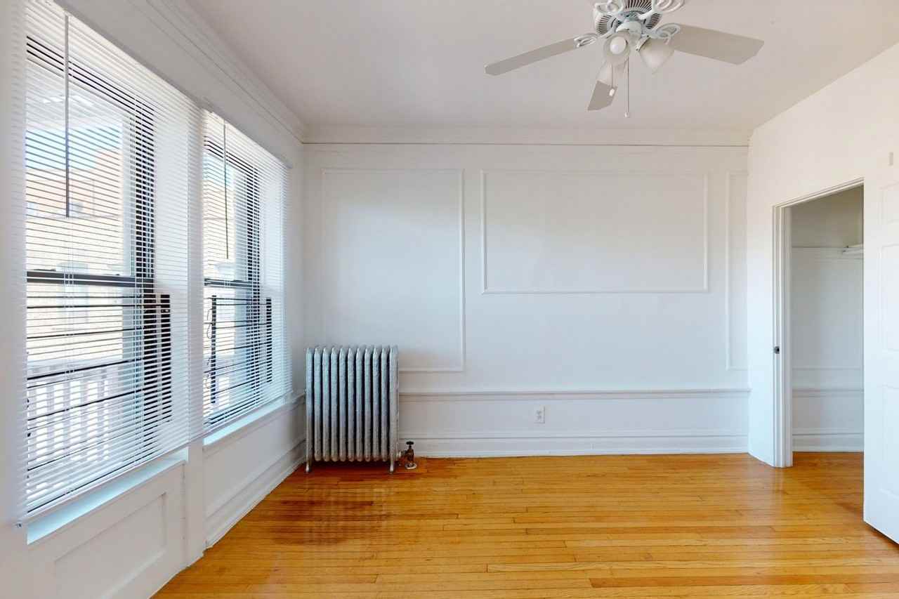 5300-5308 S. Greenwood Avenue - Photo 7 of 13