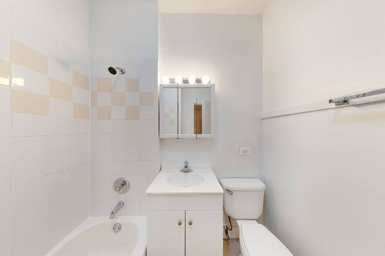5335-5337 S. Woodlawn Avenue - Photo 5 of 8