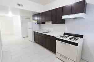 featured image of 5335 S Kimbark Ave