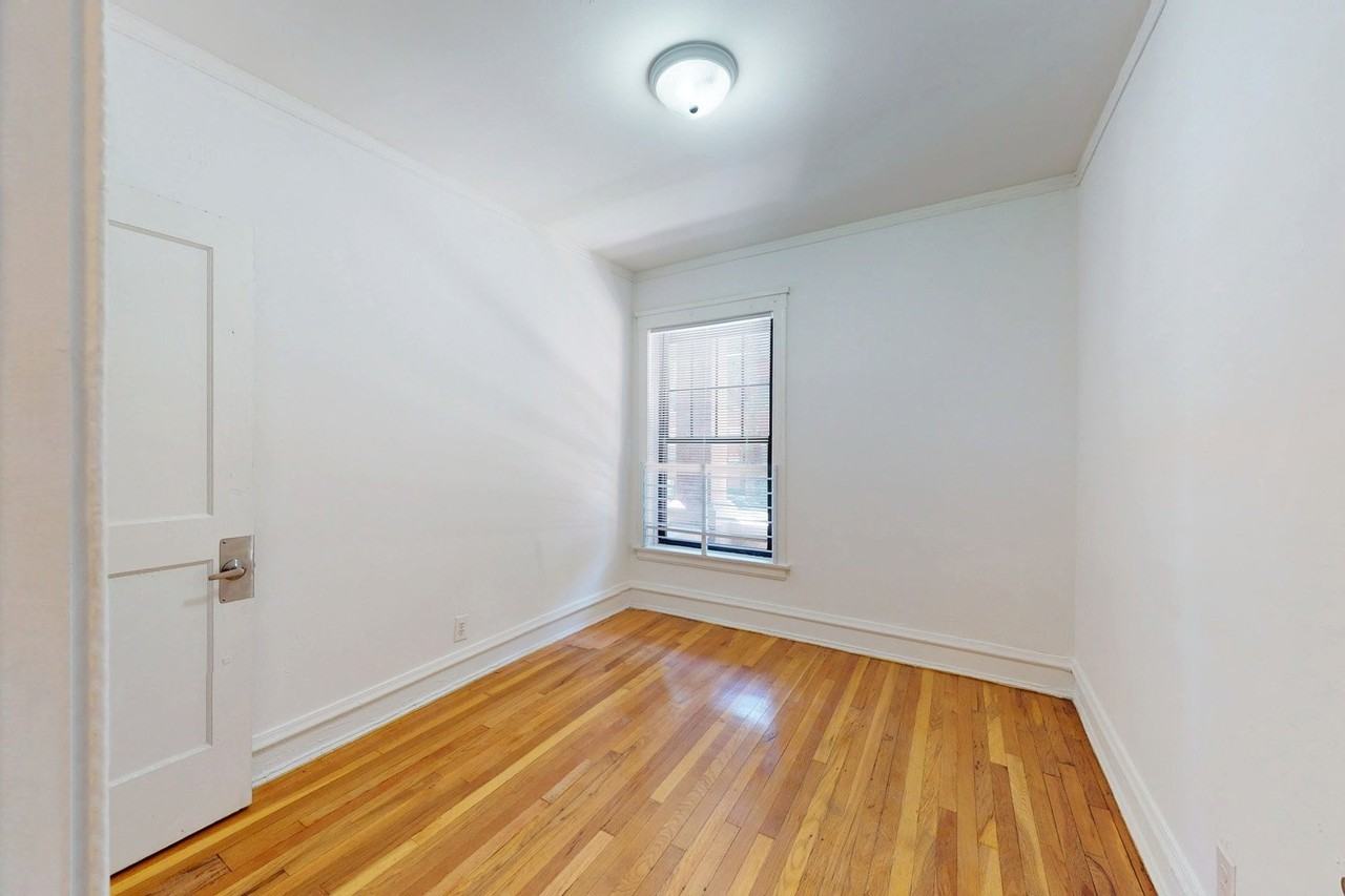 5335-5345 S. Kimbark Avenue - Photo 4 of 10