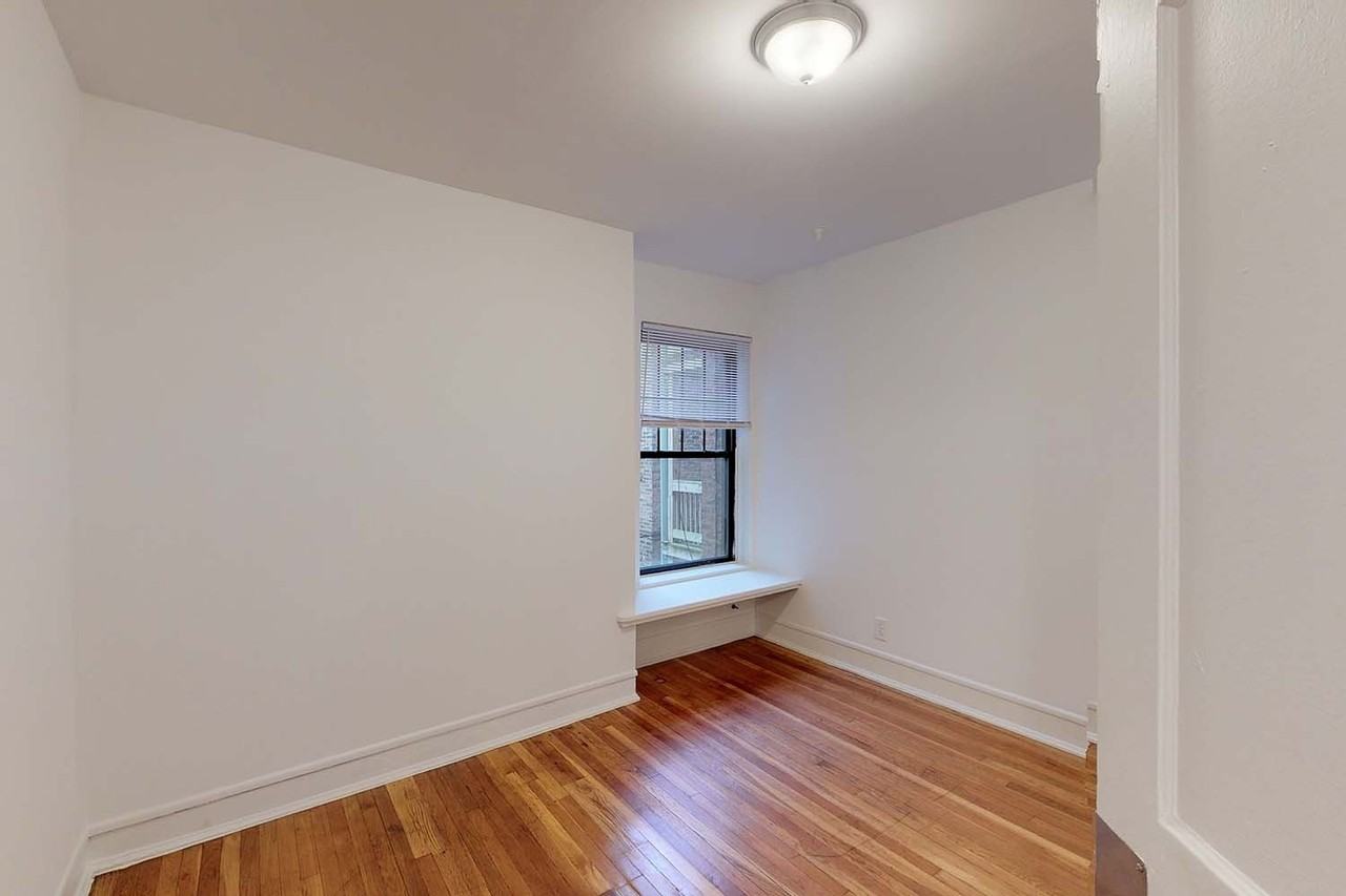 5335-5345 S. Kimbark Avenue - Photo 5 of 10