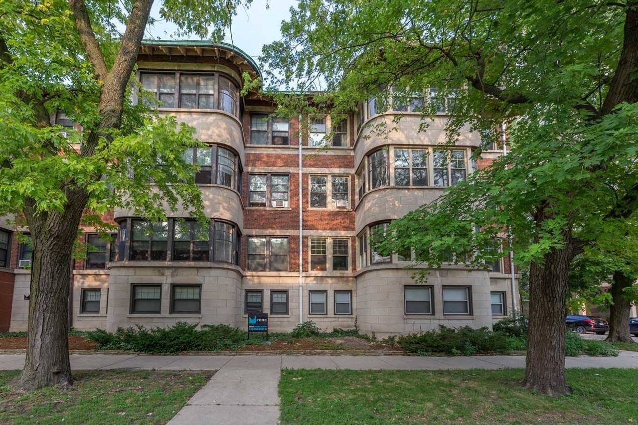 5337 S. Hyde Park Boulevard - Photo 6 of 10