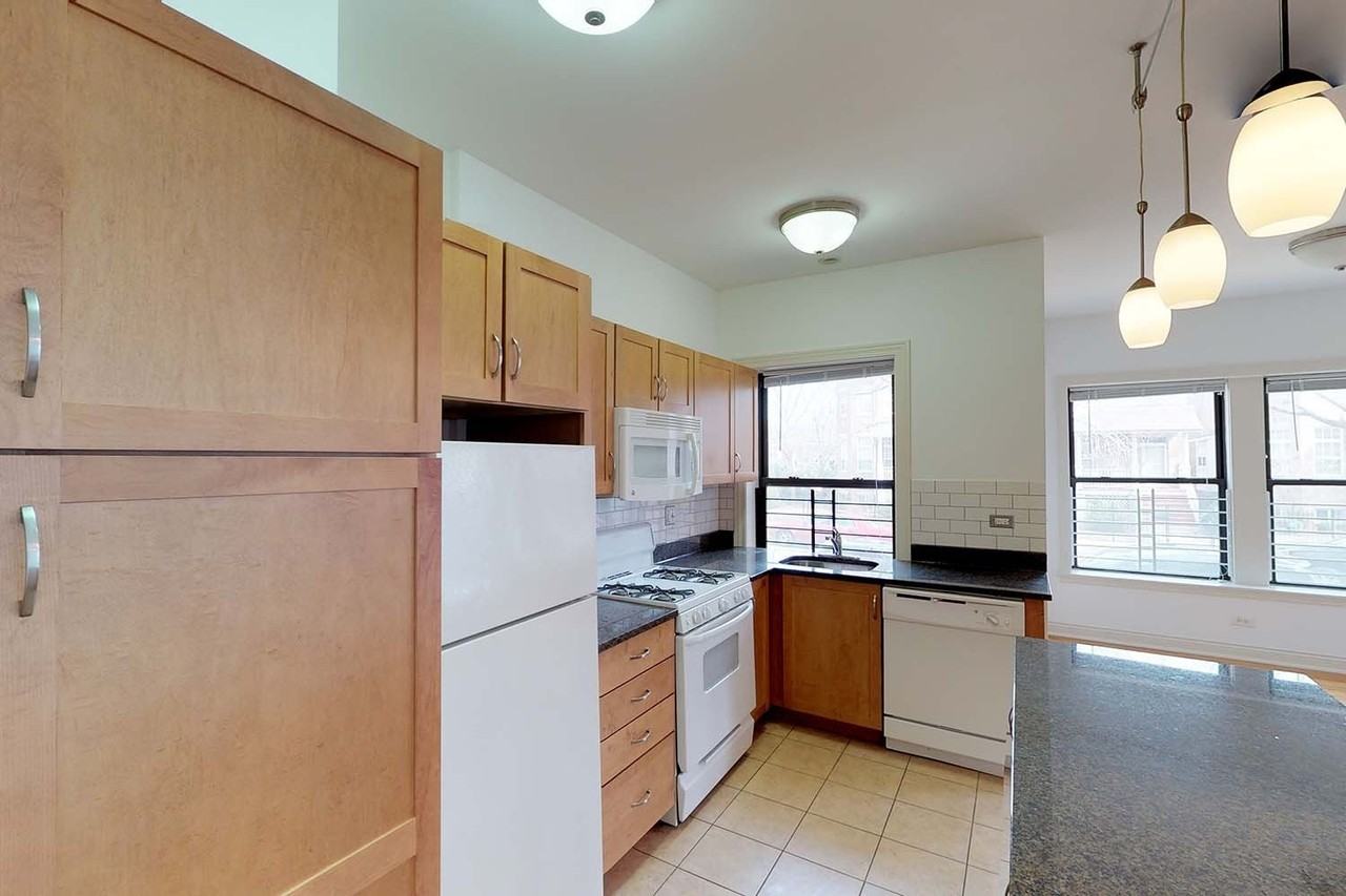 5400-5408 S. Ingleside Avenue - Photo 2 of 12