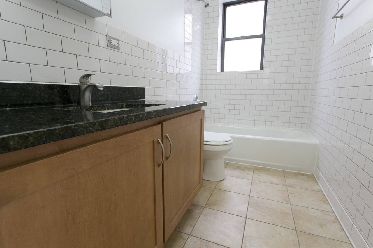 5401-5405 S. Drexel Boulevard - Photo 4 of 8
