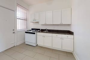 featured image of 5416 S Woodlawn Ave