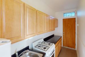 featured image of 5457 S Blackstone Ave