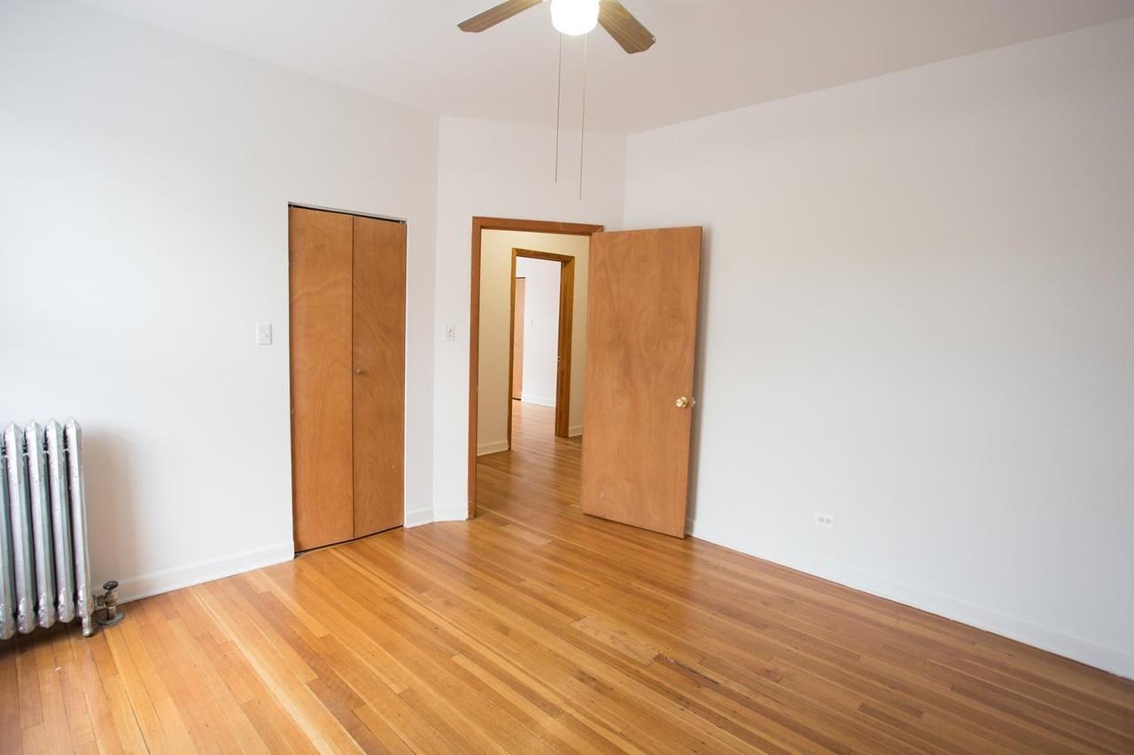 5500 S. Cornell Avenue - Photo 6 of 10