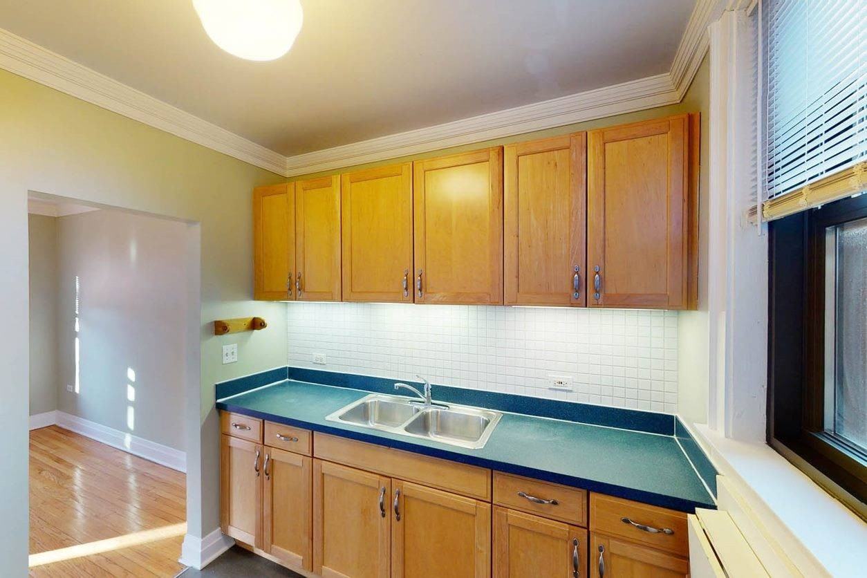 5535 S. Kimbark Avenue - Photo 5 of 9