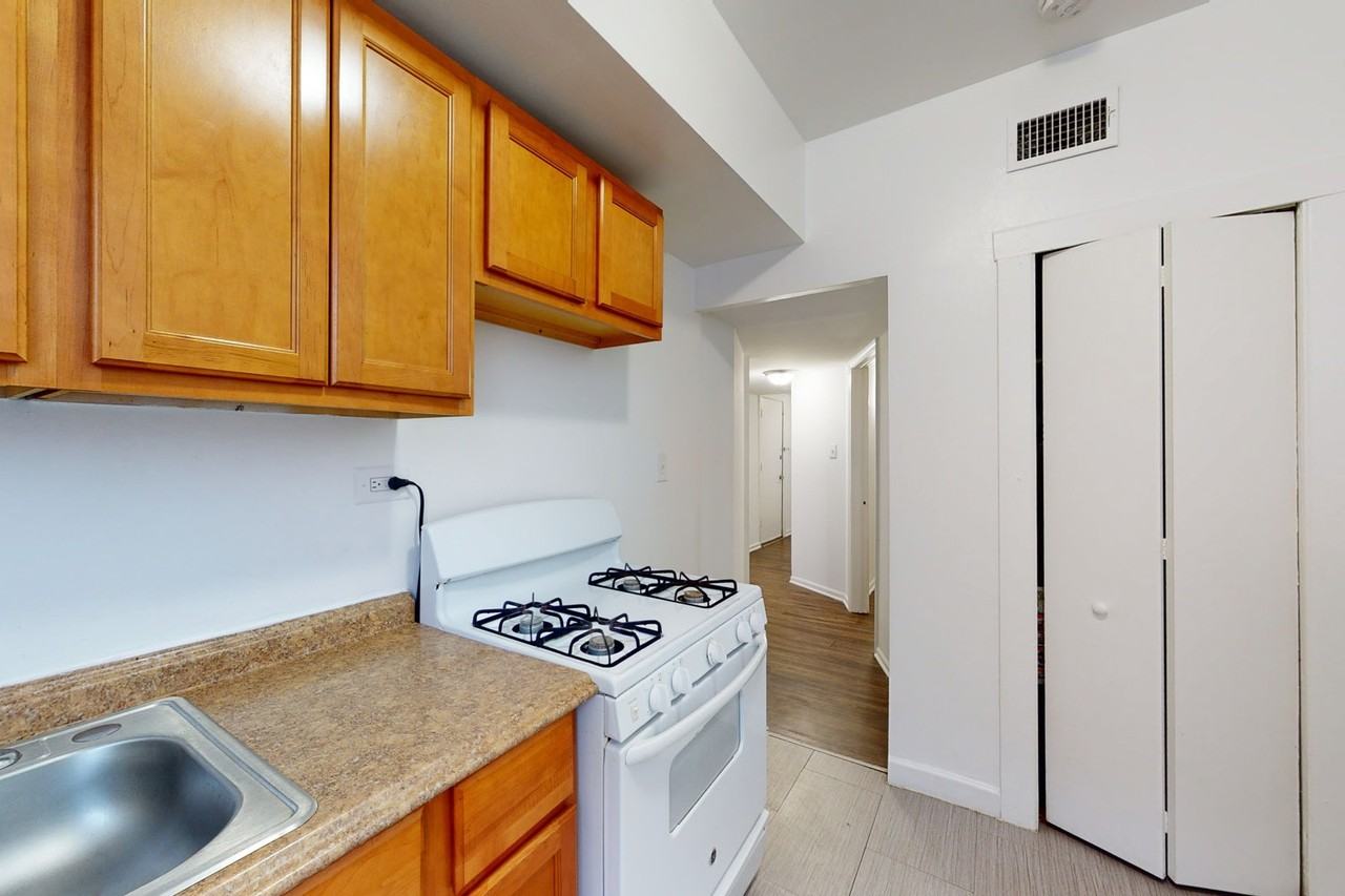 925 East 46th Street - Photo 2 of 8