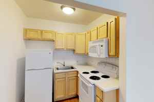 featured image of 5220 S Drexel Ave
