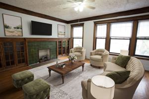 featured image of 5201 S Greenwood Ave