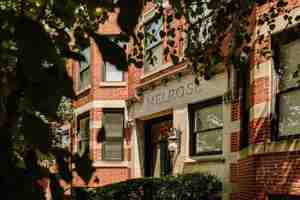 featured image of 4065 W Pine Blvd
