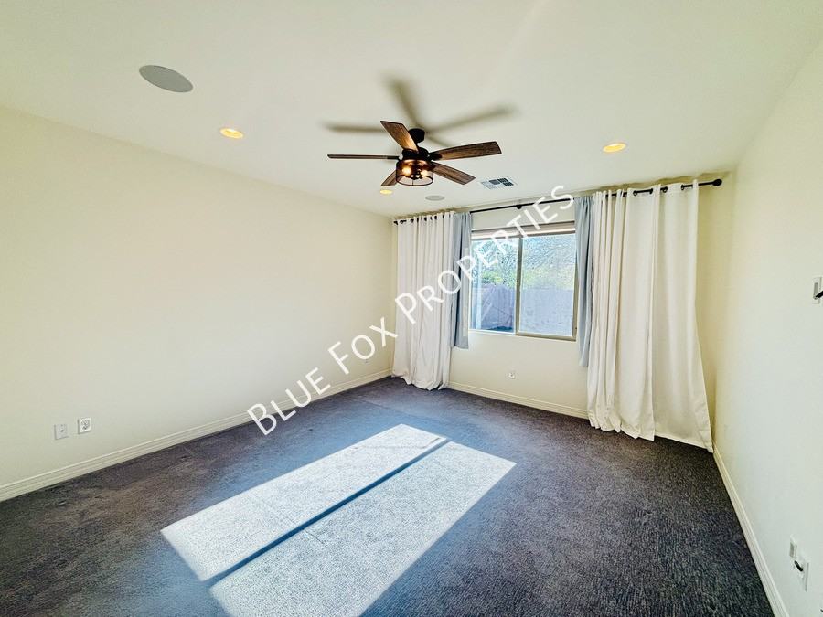 8038 N Purple Aster Pl - Photo 7 of 20