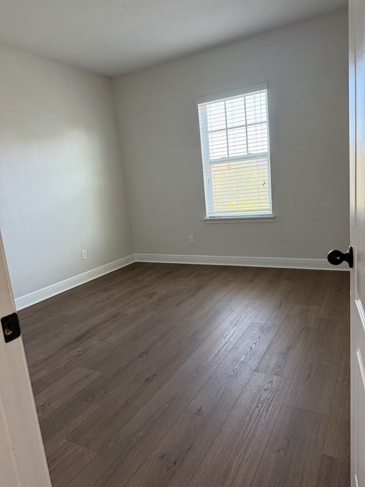 8039 Laureate Blvd #B - Photo 2 of 26