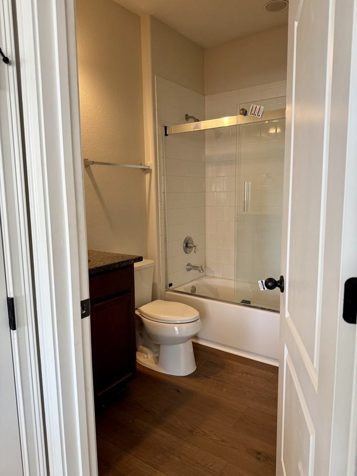 8039 Laureate Blvd #B - Photo 6 of 26