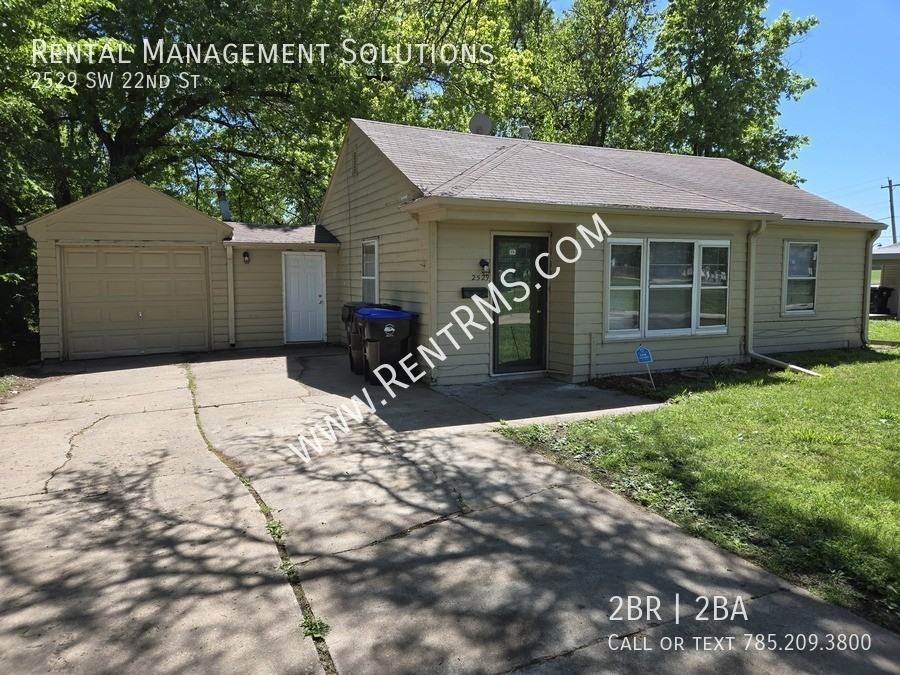 2529 Sw 22nd St - Photo 2 of 14