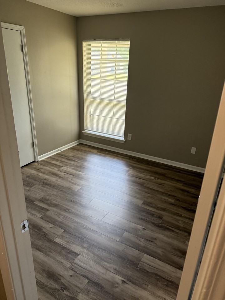 2881 Normandy Dr #1 - Photo 6 of 20