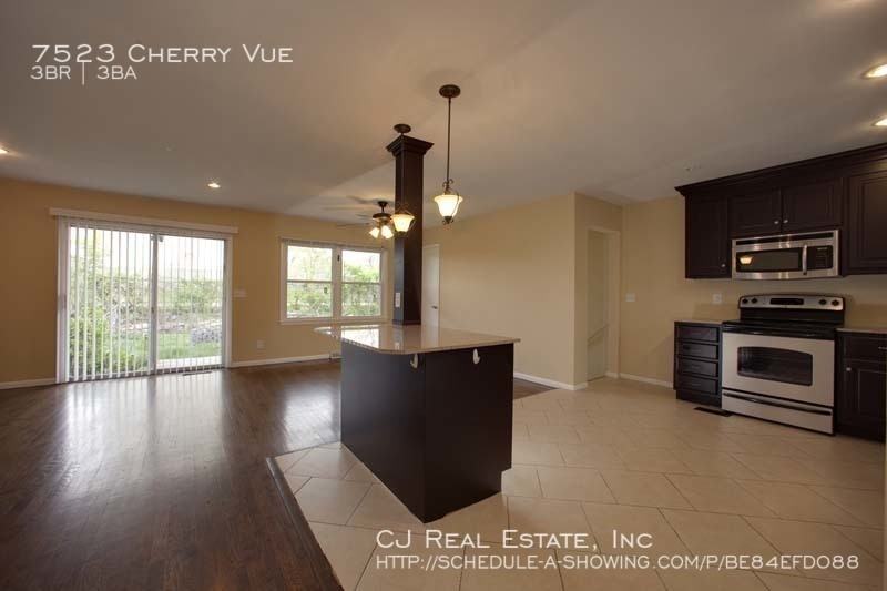 7523 Cherry Vue Rd - Photo 2 of 11