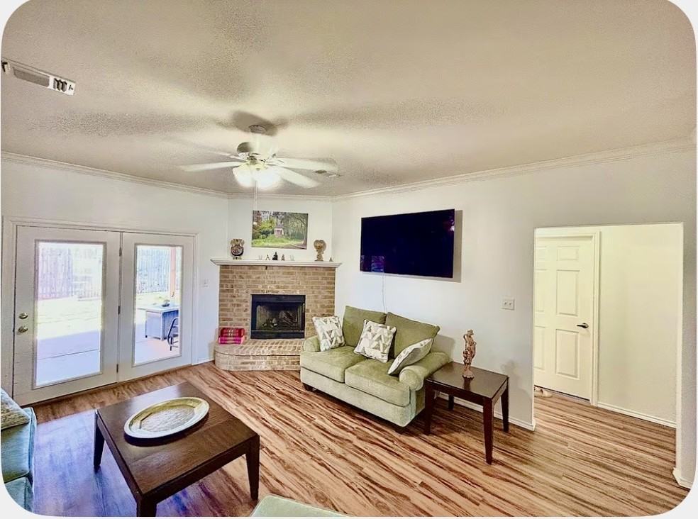 4525 Crockett Ave - Photo 5 of 14