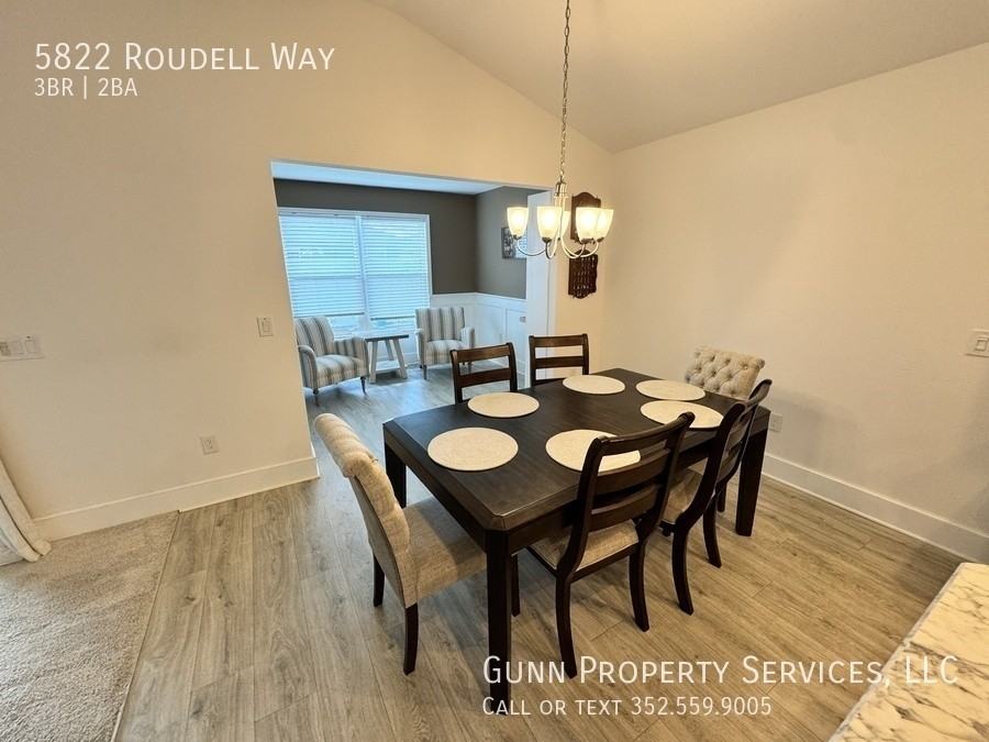 5822 Roudell Way - Photo 6 of 22