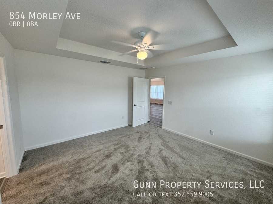 854 Morley Ave - Photo 7 of 22