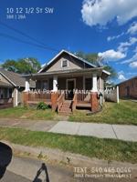 featured image of 10 12 1/2 St Sw