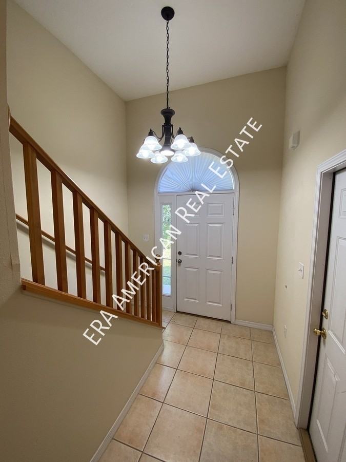 96 2nd Ave Unit A - Photo 3 of 12