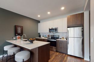 520 E Armour - Photo 1 of 1