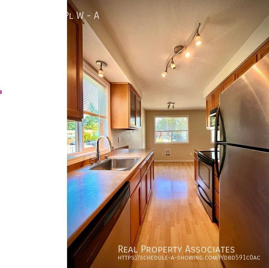 21516 73rd Pl W #A - Photo 3 of 13