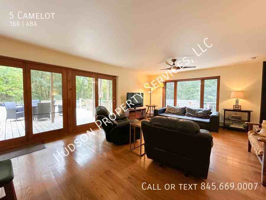 5 Camelot - Photo 4 of 17